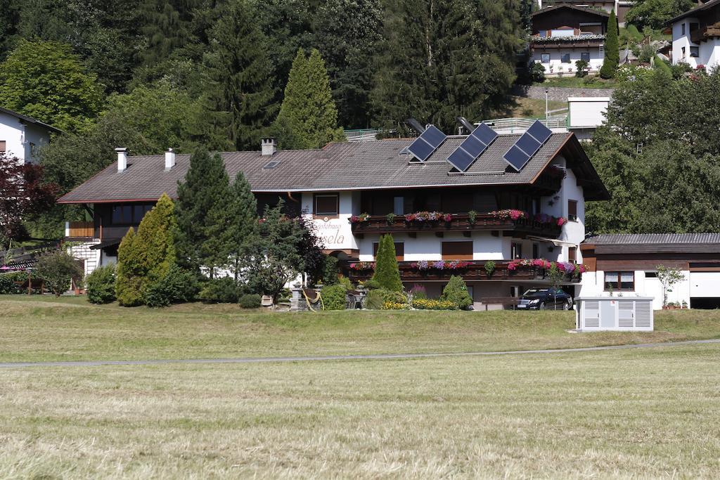 Gaestehaus Gisela Bruck am Ziller Buitenkant foto