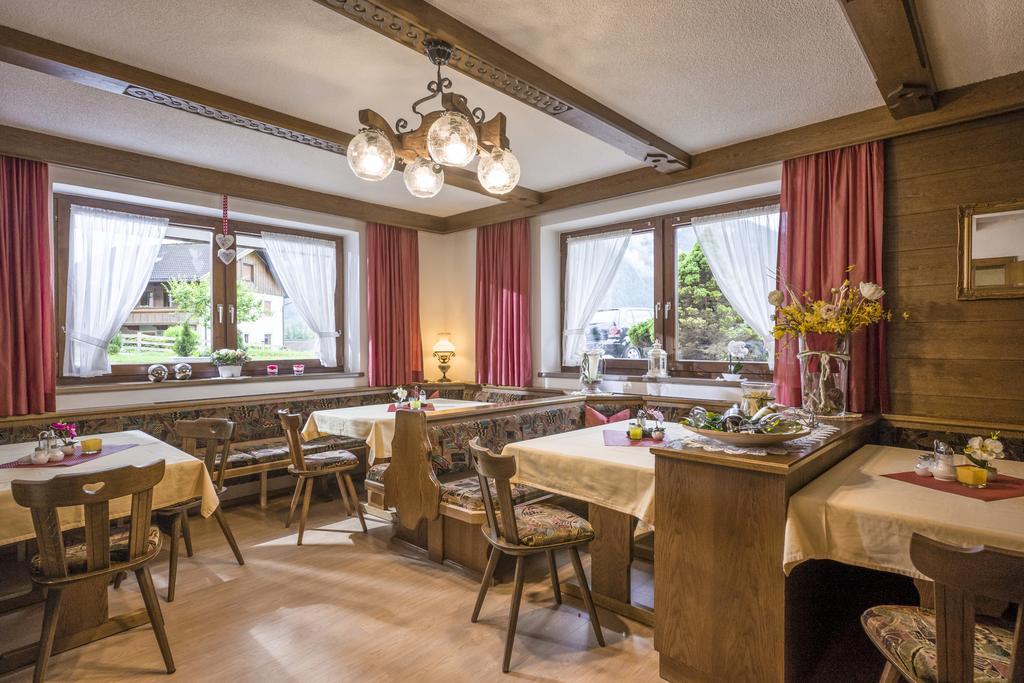 Gaestehaus Gisela Bruck am Ziller Buitenkant foto